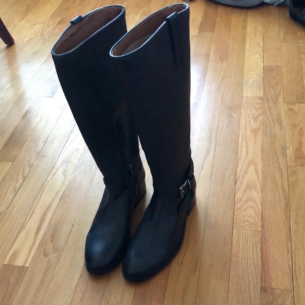 Black Frye boots never worn